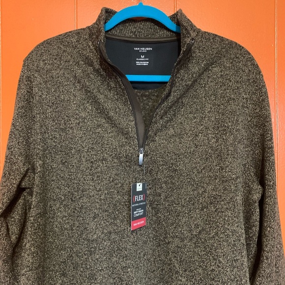 Van Heusen Men’s Flex Fleece Quarter-Zip Pullover Sweater - Picture 5 of 6